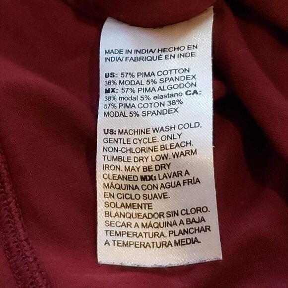 Chicos Shirt Ultimate Tee Size 3 US XL Red Long Sleeve Stretch Knit Button - Picture 9 of 10